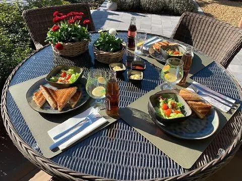 B&B Le Jardin De Grand-Mere Oudenburg Bed & Breakfast